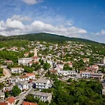 Burra Διαμέρισμα *