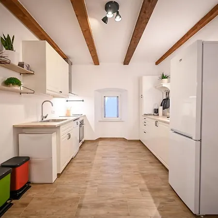 Burra Apartman Hreljin