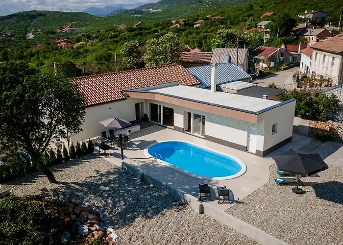 Apartment Burra Hreljin