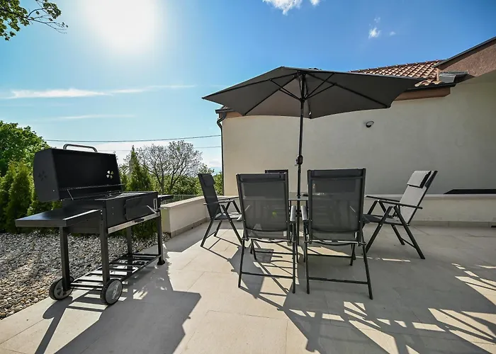 Burra アパート Hreljin